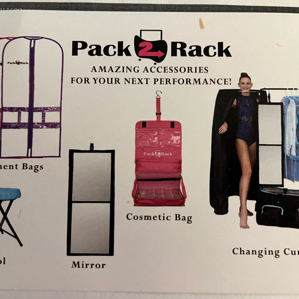 Pack to Rack changing curtain